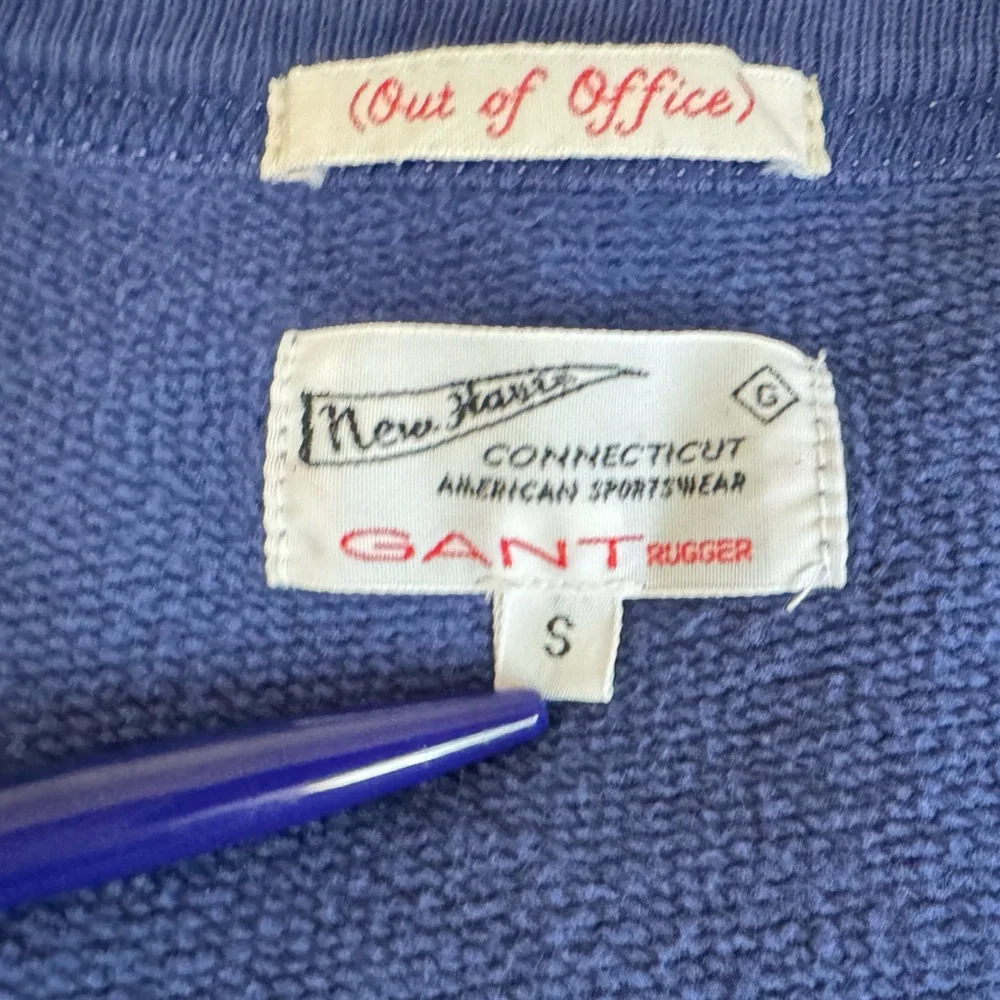 Gant Staycationland Blue Crewneck Sweatshirt Size Small